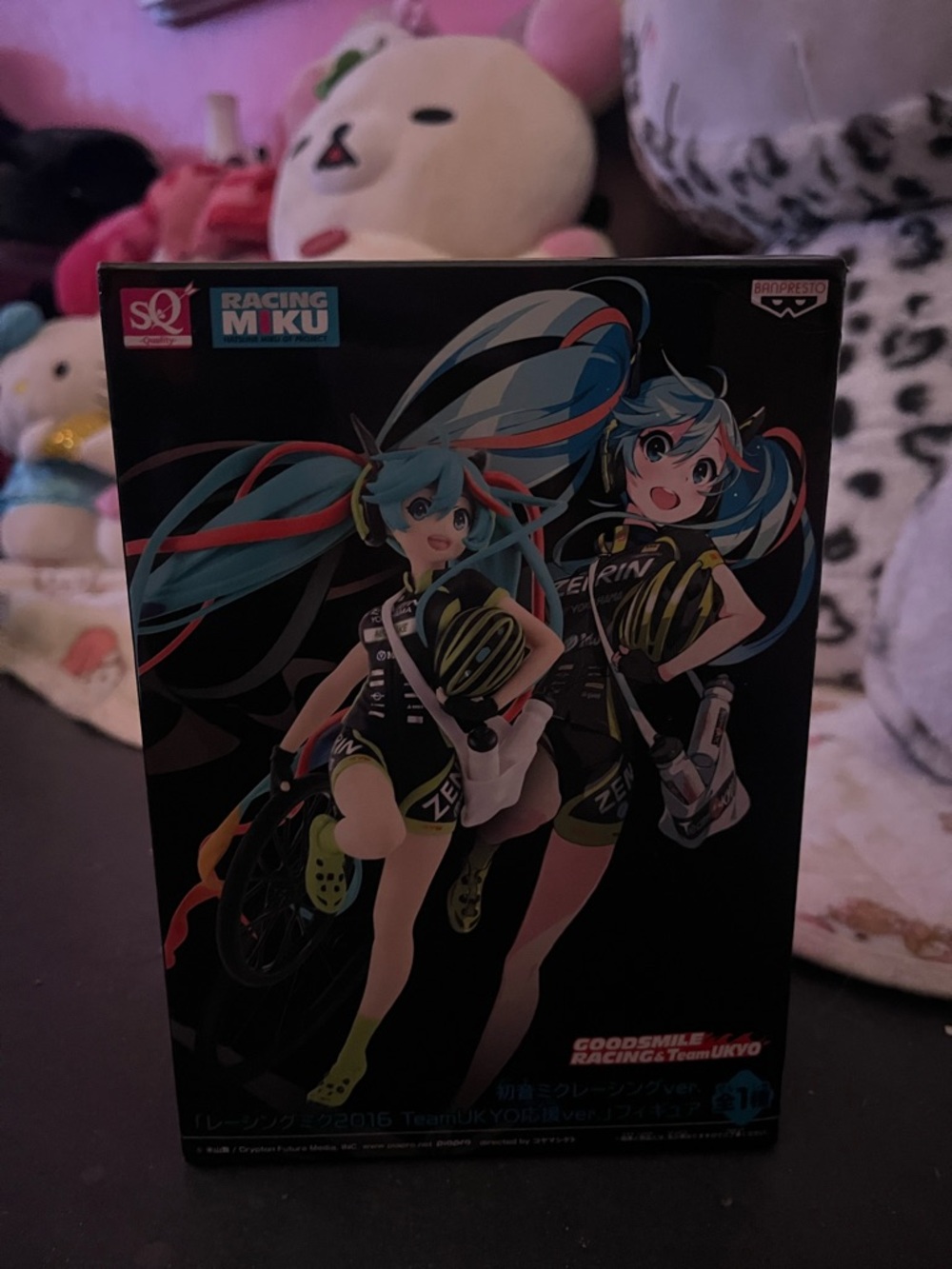 Racing Hatsune Miku 2016 TeamUKYO Figurine box included